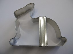 Zeige Details für Ausstecher Hase sitzend 12,5 x 13,5 cm Bild von Ausstecher Hase sitzend 12,5 x 13,5 cm